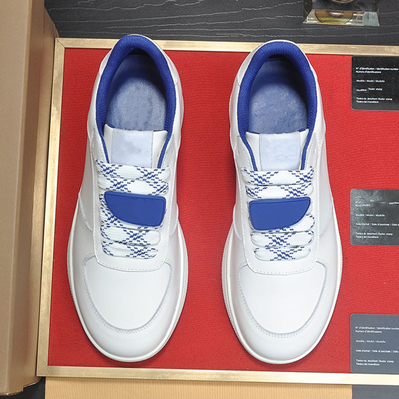 European Style All-Season Low-Heeled Flat Lace-Up Casual White Shoes for Men, Versatile Fashion Sneakers for Outdoor Travel and Vacation