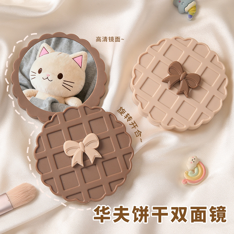 Galletas de doble cara espejo pequeño espejo de maquillaje plegable mujer portátil bolsillo de maquillaje mini espejo de mano de plástico redondo