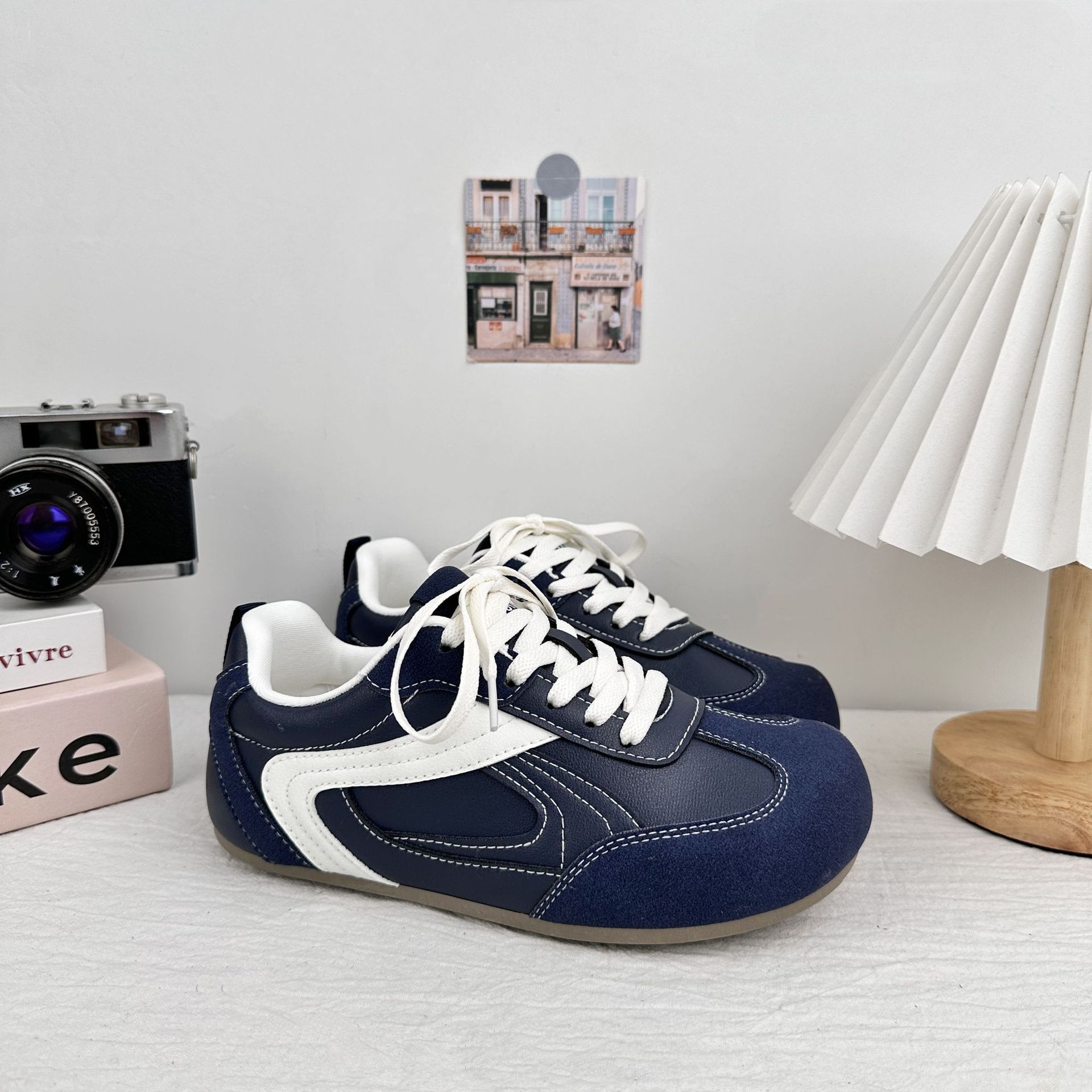 YUANBO moda versátil ballet zapatos de entrenamiento para mujeres 2025 nuevo retro color combinado zapatos casuales ligeros de suela delgada