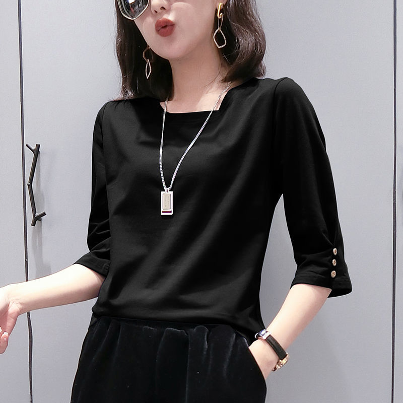 검은색