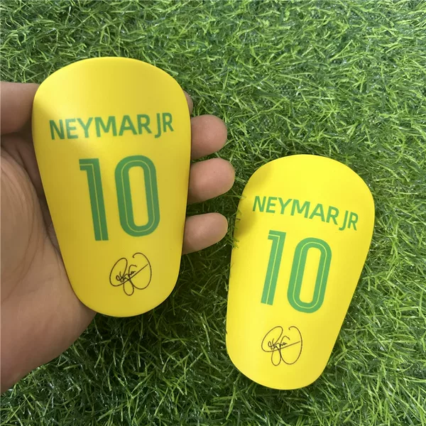 Neymar Yellow No. 10 Football Shin Guards Mini Mini Shin Pads Protective Gear Shin Guards Foot Guards