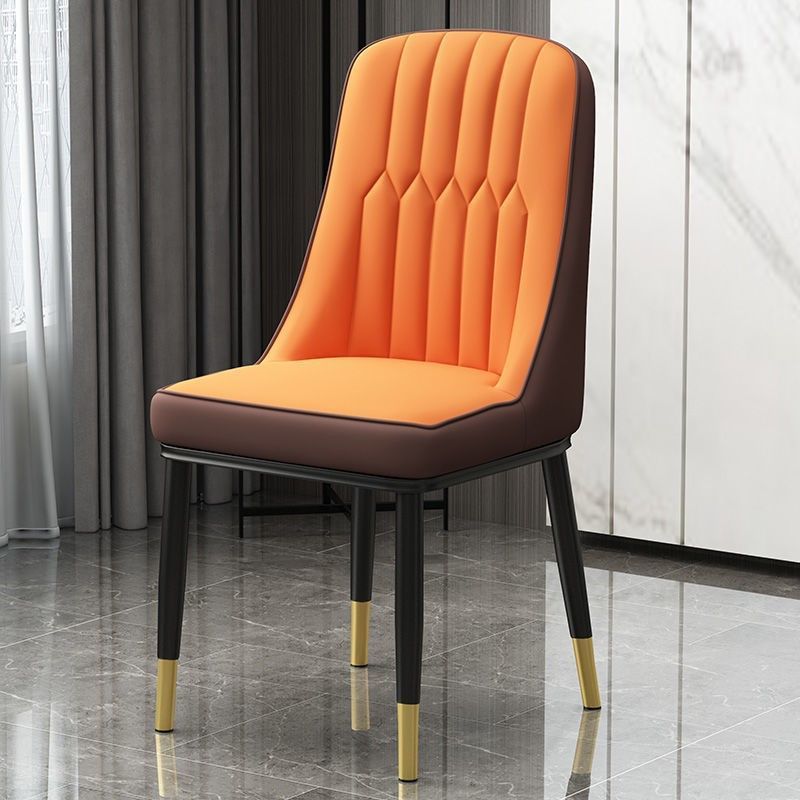 Naranja - marrón - patas doradas