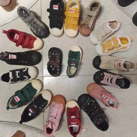 童运动鞋;童凉鞋;童拖鞋