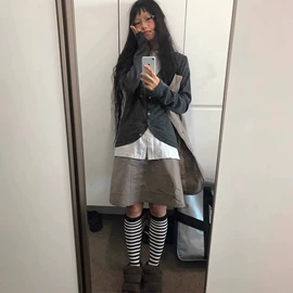 连衣裙;女式T恤;女式衬衫