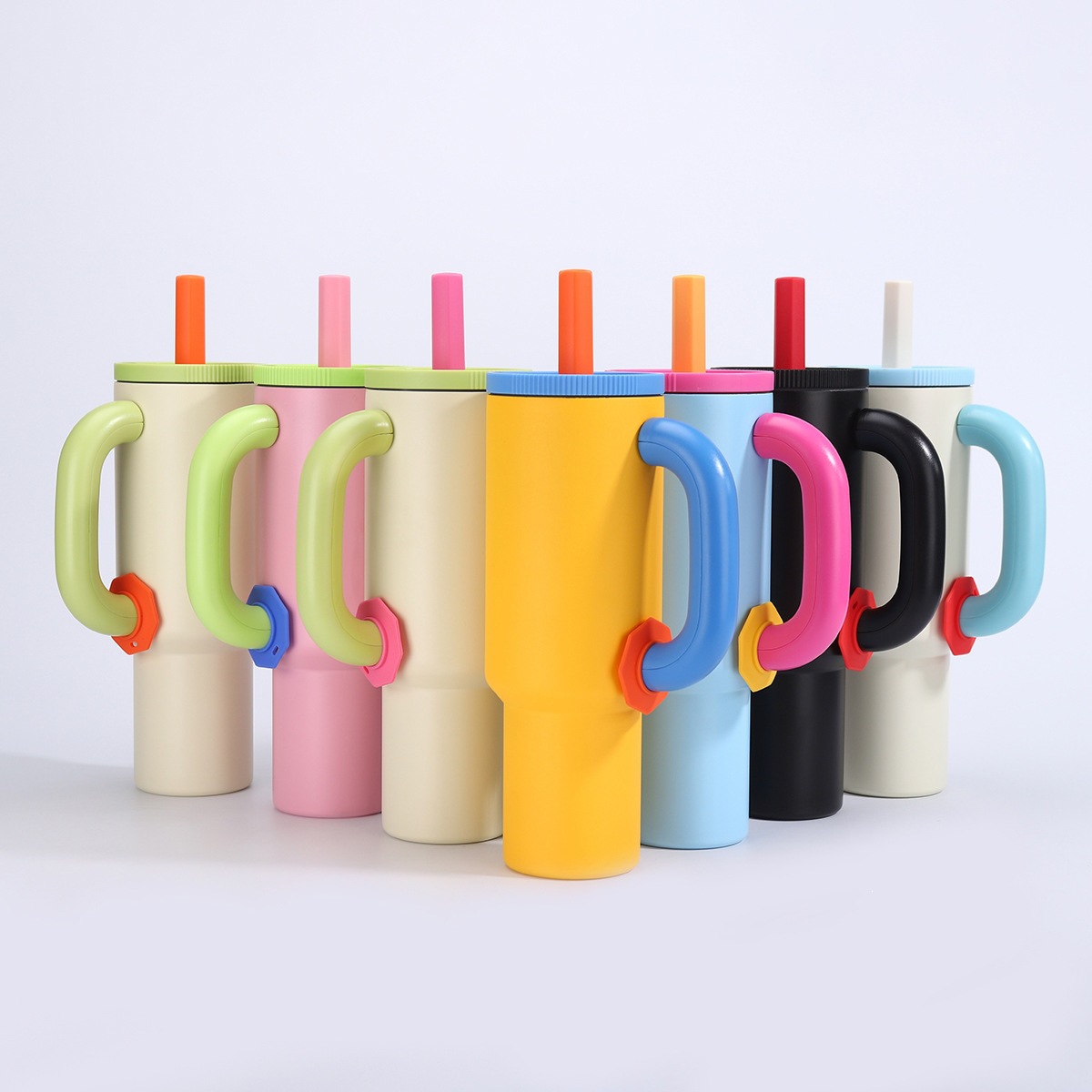 Nuevo 316 taza de acero inoxidable con colgantes de mango portátil taza de automóvil de alto valor facial de chicas lindas tazas de paja