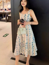 【思萌】  虞美人~法式复古碎花赫本风收腰显瘦气质吊带连衣裙