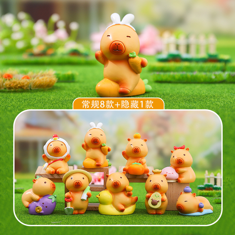 麦門の豚のブタの子供のブラインドの箱は無邪気でかわいいカピバラの子供の手でテーブルの装飾の子供のおもちゃの贈り物をします。