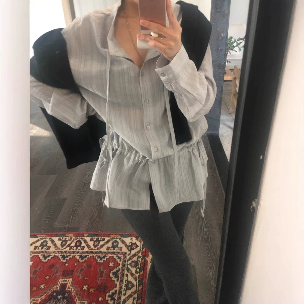 Корейская шикарная ранняя весна 202, новая универсальная элегантная рубашка с длинными рукавами во французском стиле для похудения на талии для женщин