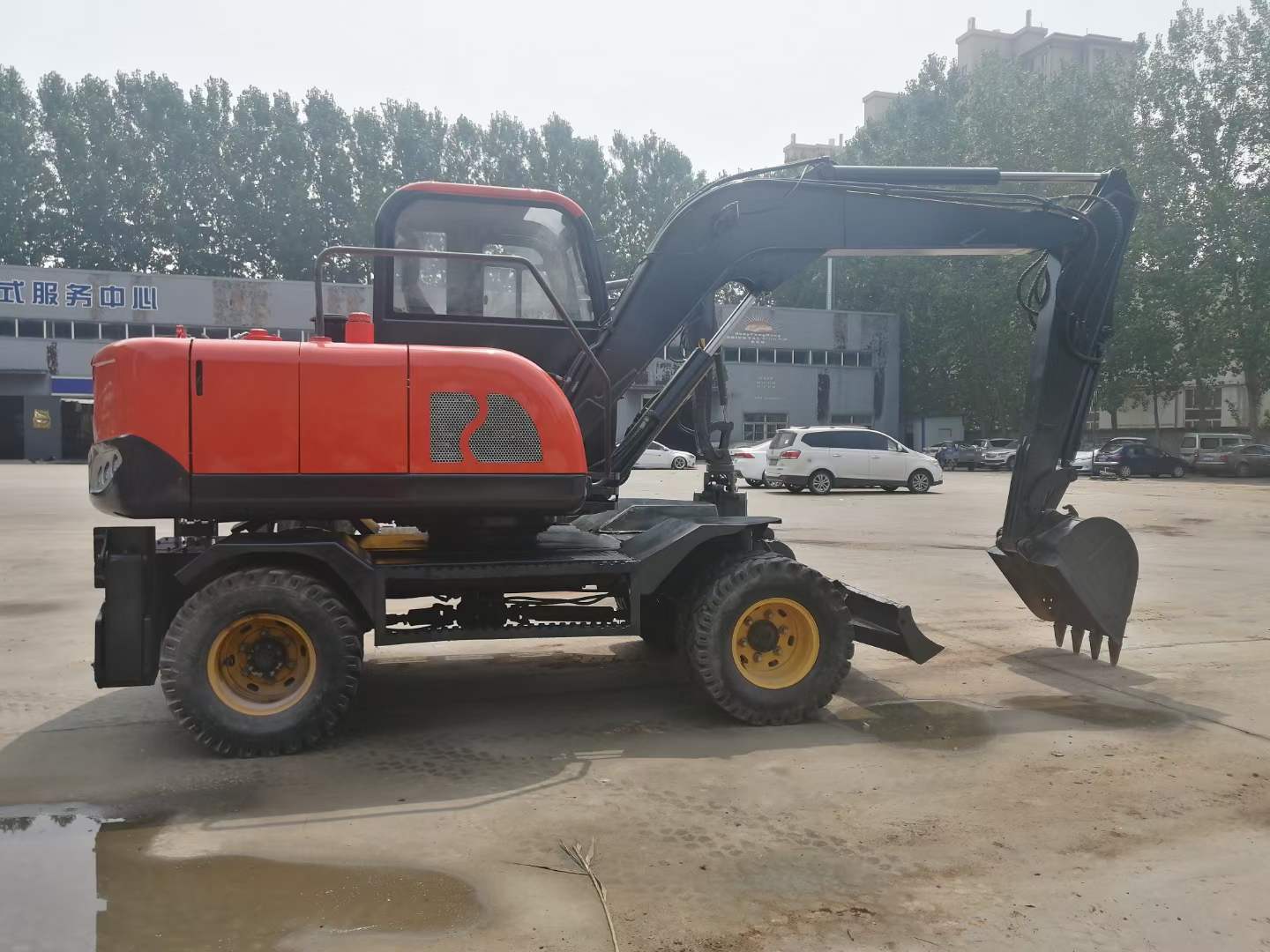 18年恒远轮式挖掘机 东方红61kw  柱塞泵 恒远95二手挖掘机