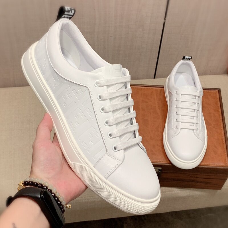 European men's shoes trendy brand spring new genuine leather breathable sneakers men's Korean version versatile embossed casual shoes with a high-end feel European men's shoes trendy brand spring new genuine leather breathable sneakers men's Korean version versatile embossed casual shoes with a high-end feel