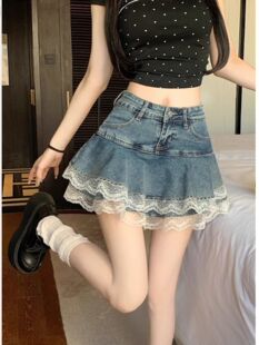 �����ٽzƴ��ţ�а���ȹŮ�ļ����Ú��|�r�и����@��a�ֵ����ȹ