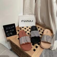 �W�t���e����ЬŮ�⴩�����W��������m�W��һ��ƽ����Ь�S�����l