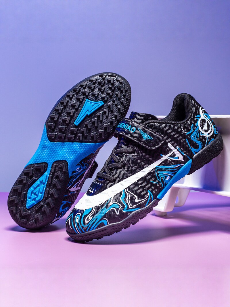 Zapatos de fútbol transfronterizos de alto perfil para hombres TF zapatos de entrenamiento antideslizante transpirables para niños zapatos deportivos profesionales para estudiantes