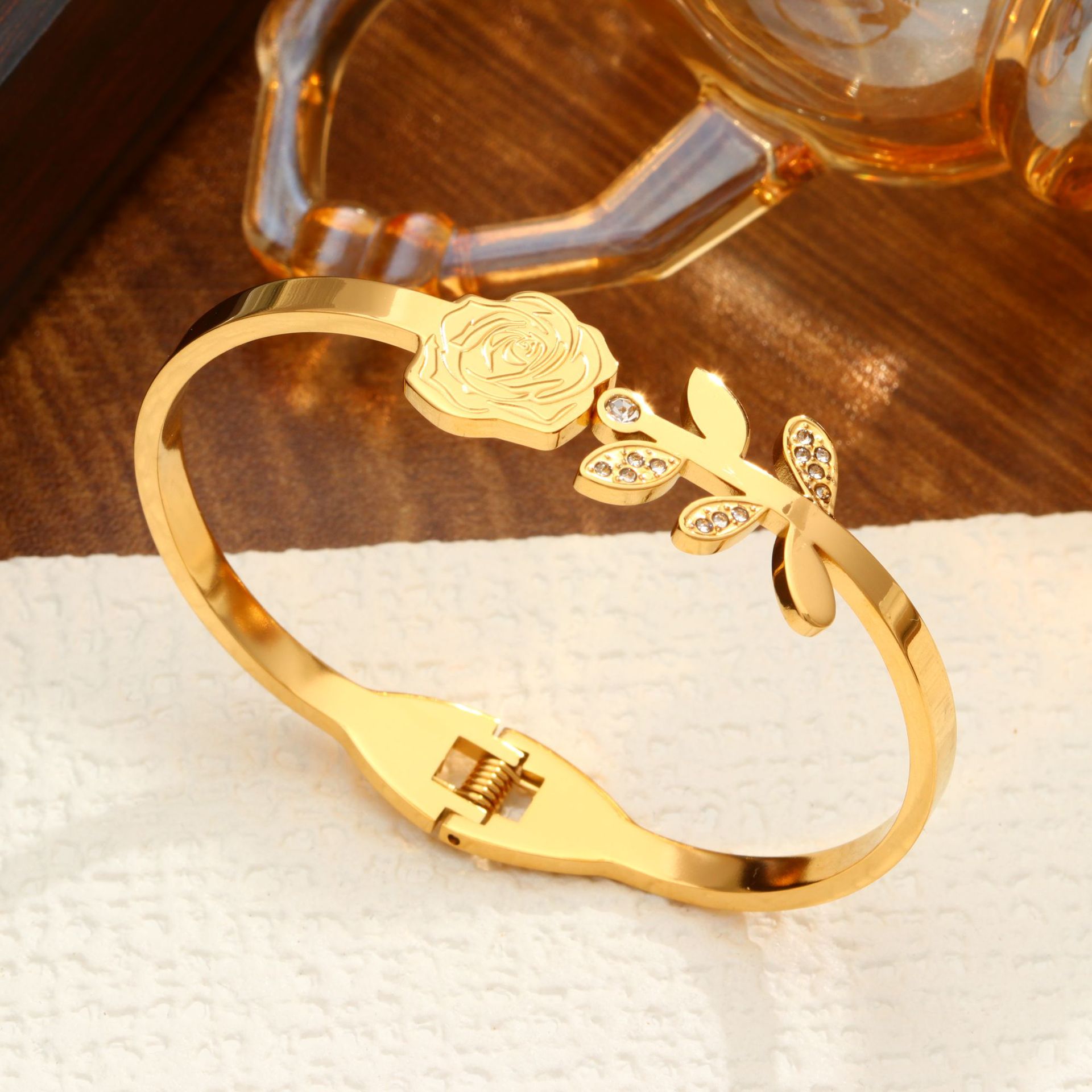 A flower-gold