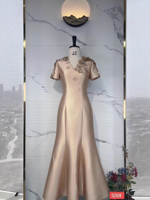 520F喜婆婆婚宴装礼服裙新款妈妈装重工绣花连衣裙|undefined
