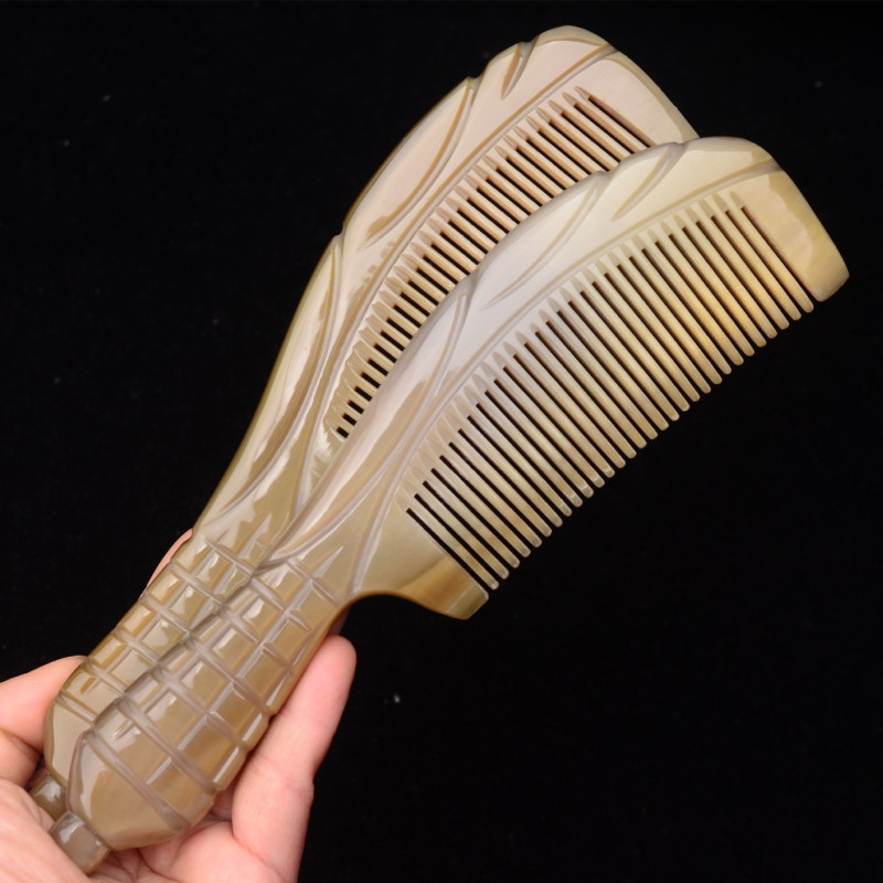 メーカー卸売り白水牛角櫛手作りトウモロコシの美しい彫刻花多目的マッサージ経絡竹節美容櫛|undefined