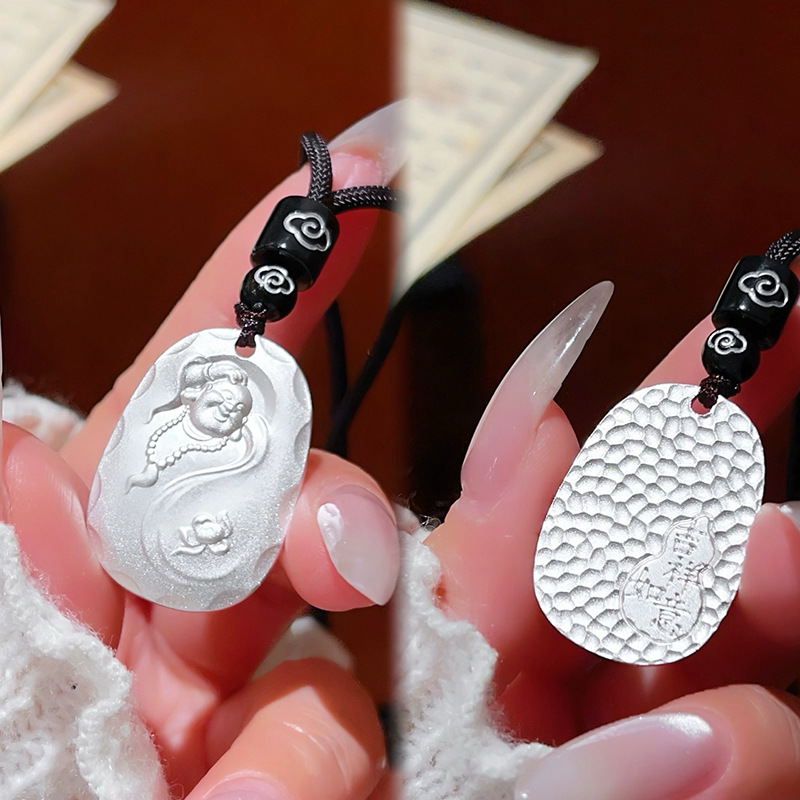 Plata sólida Maitreya Buddha Guanyin colgante 999 plata esterlina marca nacional de marea de Buda Ji Yan sin incidentes collar de cuerda tejida a mano