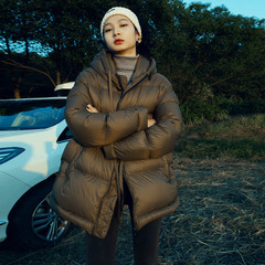 工厂直销白鸭绒连帽羽绒服女2025年新款时尚高级感加厚收腰面包服