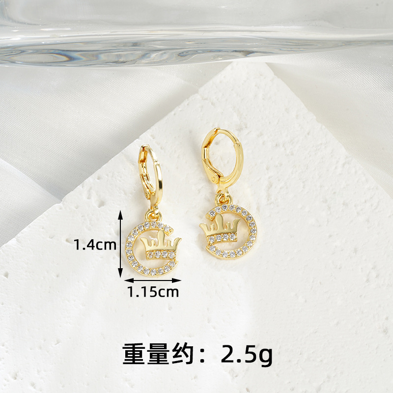 Collar de oro de arena vietnamita de lujo ligero, pendientes de corona hueca de diamantes de estilo europeo y americano, joyería de temperamento francés femenino al por mayor