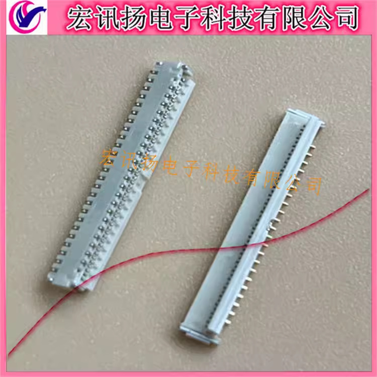 20655-040E-01 20655-040E 原装IPEX 0.3mm间距-40Pin 翻盖连接器