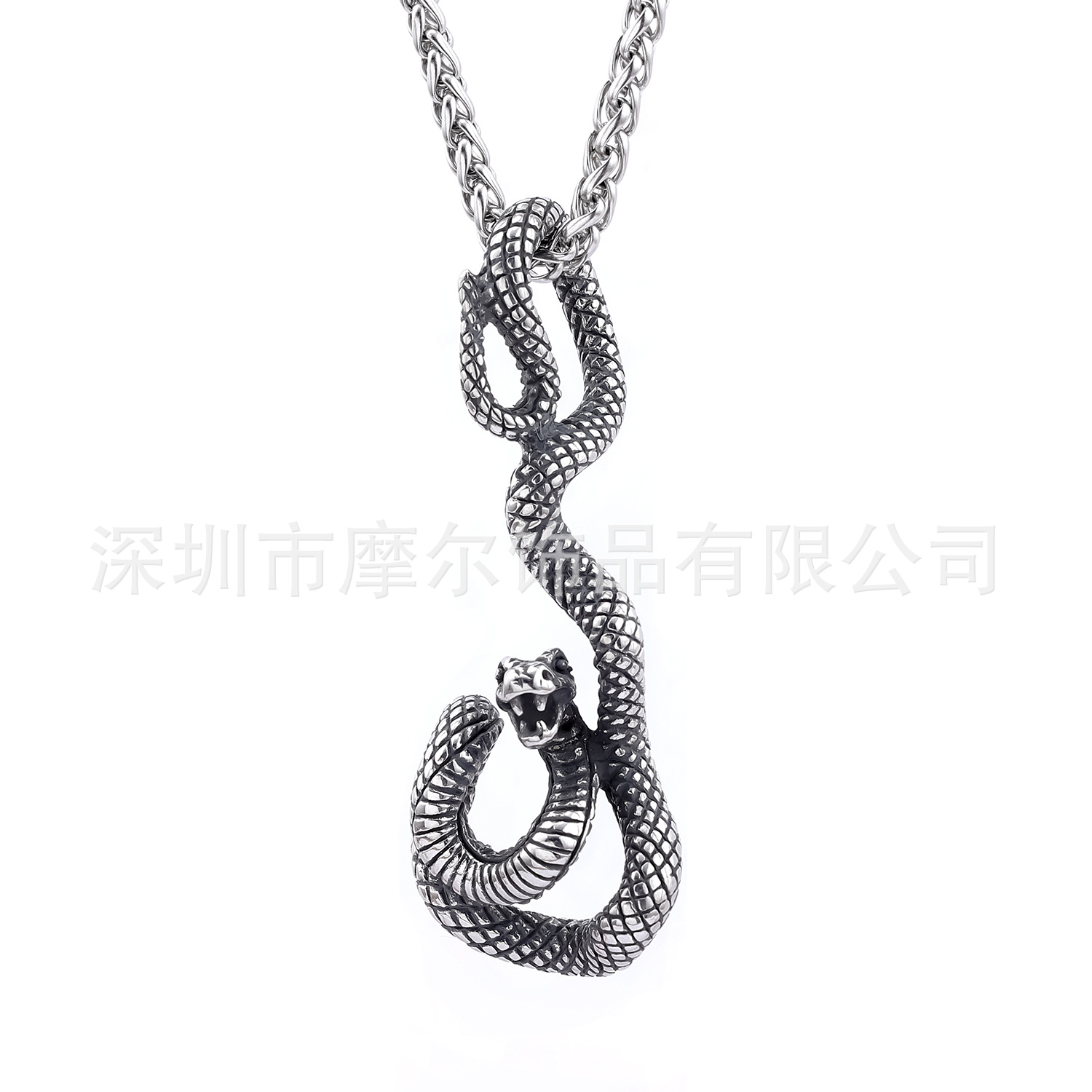 Cross-border europeo y americano hip hop colgante largo domineering serpiente en forma de joyería de los hombres de la vendimia personalizada collar de acero de titanio en stock