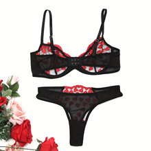 �羳����Ů�Ը�ˮī���̽������ٽz�������b���ޱ������@С����