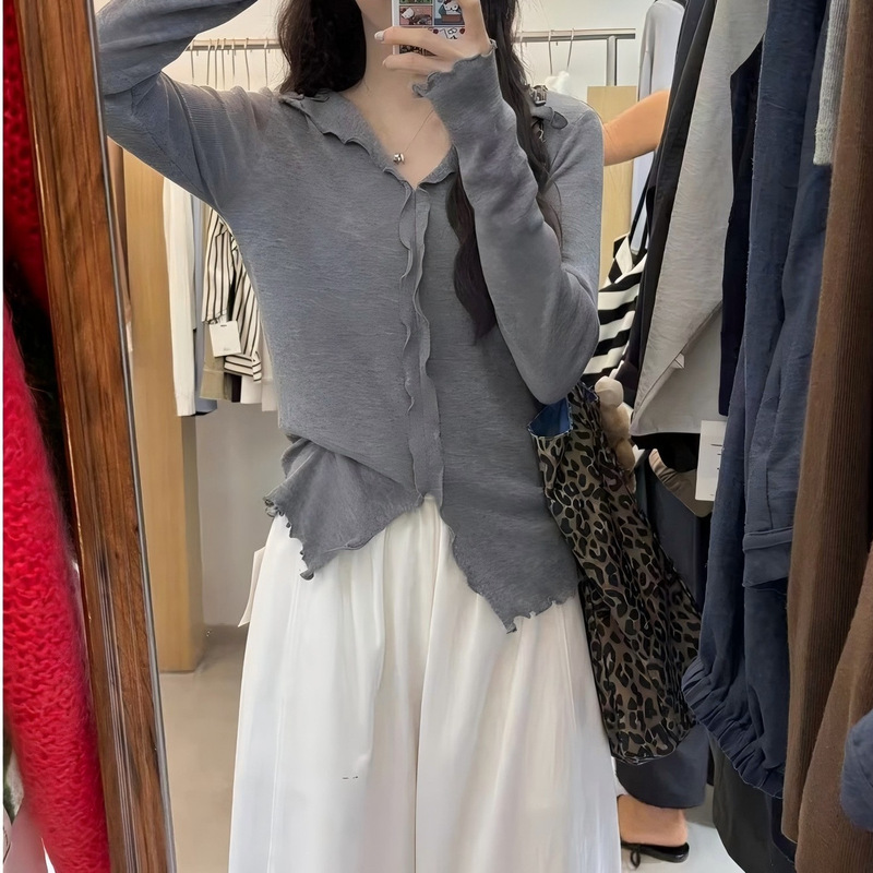 2025年新款秋季长袖设计感小众T恤女上衣白色边v领打底衫女|undefined