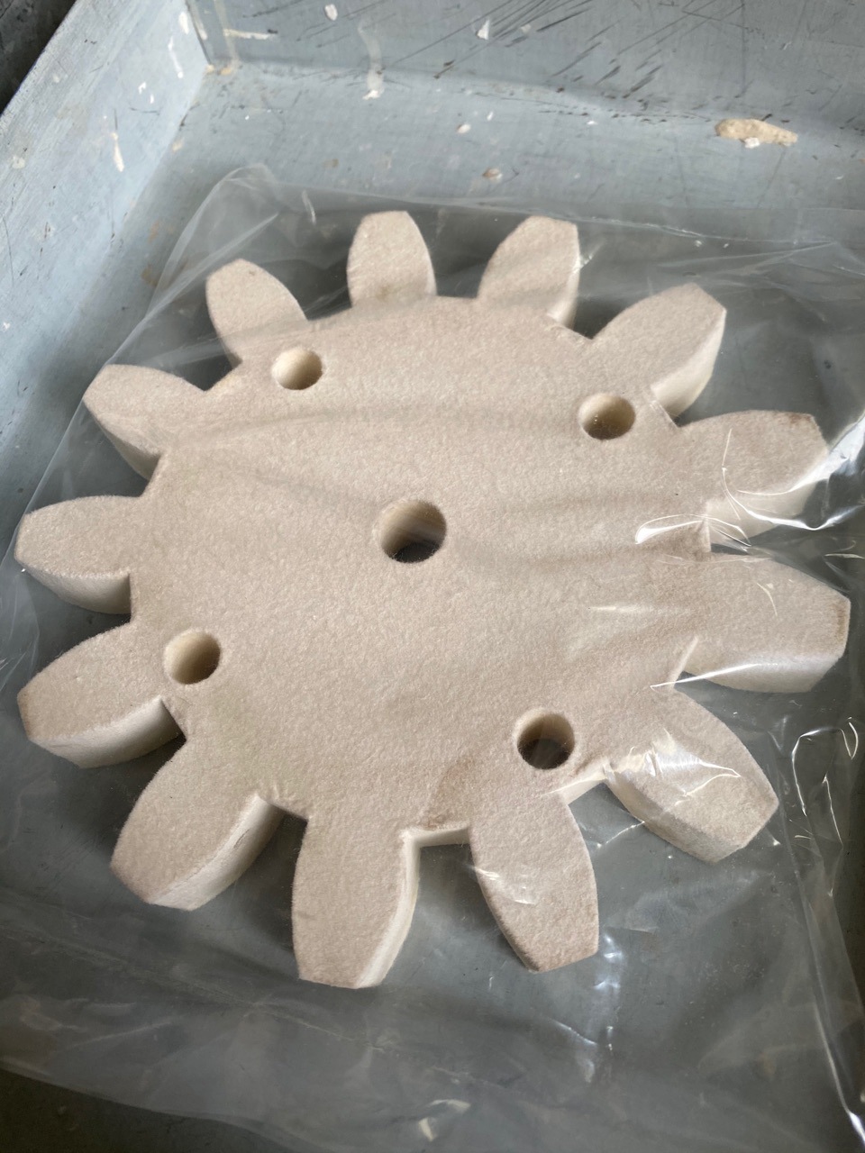 厂家批发各种质量规格的粗细羊毛抛光轮高密度羊毛毡轮