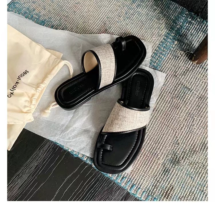 Summer straw slippers for leisure, sandals