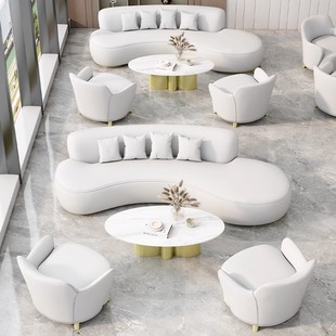 Simple Living Room Reception and Negotiation Chair Set for Clothing Stores, Hotels, and Sales Offices, Including a Lazy Sofa and Coffee Table Combination for Commercial Use
