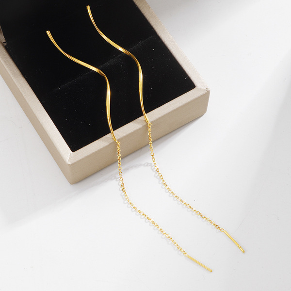Fresh wavy elegant cute earrings stainless steel