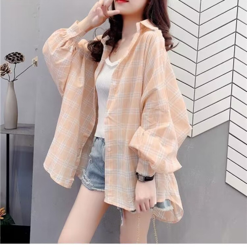 2026 summer new chiffon sunscreen plaid shirt, women's long-sleeved Korean style loose medium and long thin coat