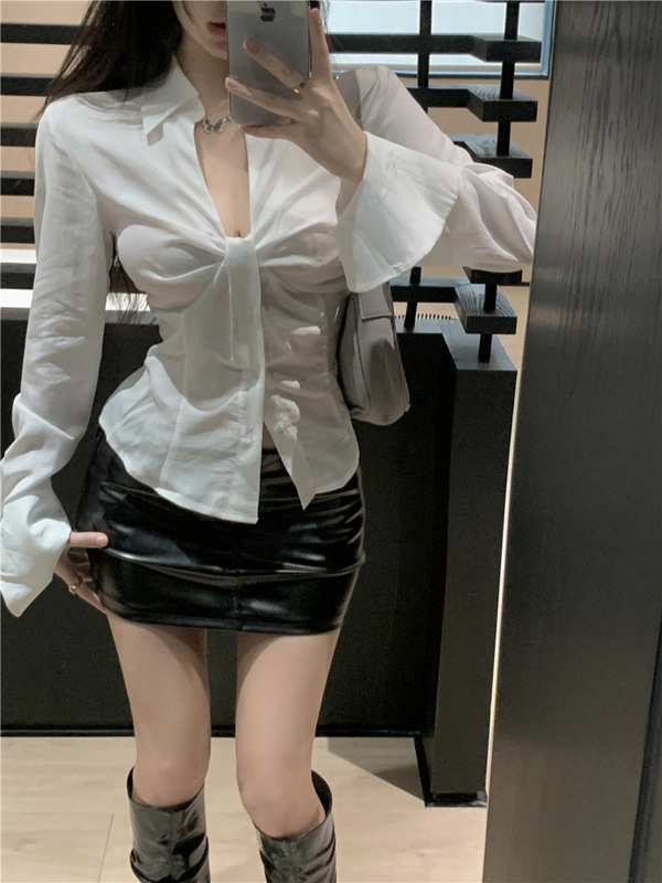 Low V-Neck Hong Kong Style New Spring and Autum New White Bell-Sleeved Shirt Female Sexy Slimming Look Waist Top