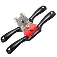 木工かんな削り刀の手で手を削ってかんなを押す大工DIY工具大全卸売り手でかんなを削る