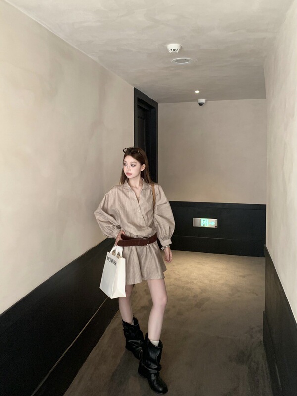2025新款宽松慵懒蝙蝠袖短款V领工装衬衫连衣裙女气质收腰A字短裙|undefined