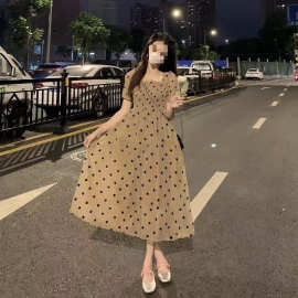 法式波点印花连衣裙女夏季新款设计感收腰显瘦巧克力色短袖A字裙