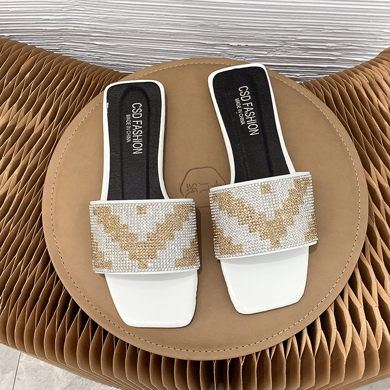 Ladies large size slippers 2023 summer wear checkerboard flat flip flops casual beach sandals and slippers women 35-42_voghion.com