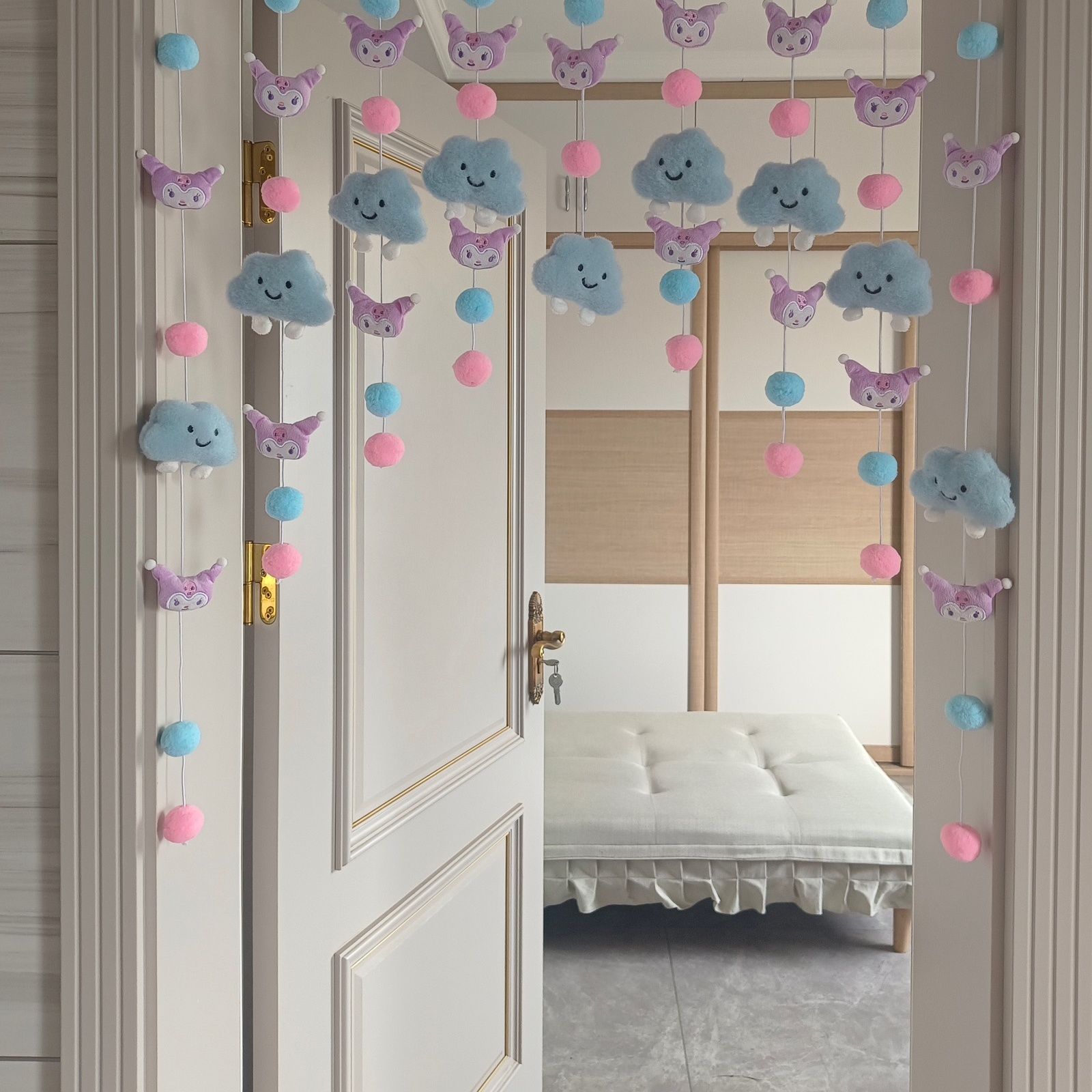 흔적 없는 후크가 달린 귀엽고 귀여운 문 커튼