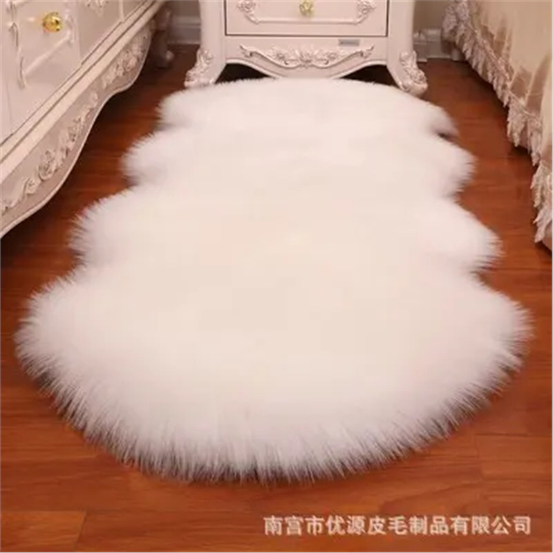 1 Nordic Plush Carpet Bedroom Bedside Wool Long Hair Irregular (Car Carpet) - white-1p4060