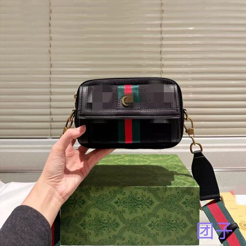 Bag Red and Green Striped Postman Crossbody Bag Small Square Bag Women's Ophidia Camera Bag 2025 Men's New Shoulder Bag Bag Red and Green Striped Postman Crossbody Bag Small Square Bag Women's Ophidia Camera Bag 2025 Men's New Shoulder Bag