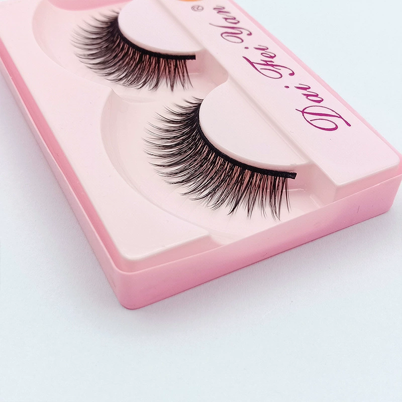 黛妃妍 Dense false eyelashes, soft bike fork, natural makeup