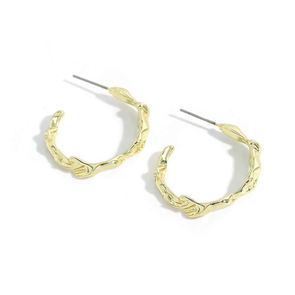 Retro Fashion Trendy C-shaped Earrings display picture 8