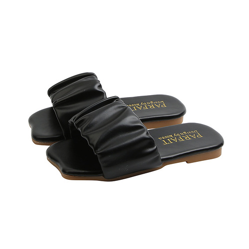 2024 new summer children's flip-flops for baby girls Korean style fashionable home sandals little girls soft-soled shoes