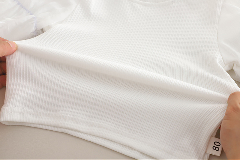 Set di tre pezzi con gilet e maglione per bambine 2025, nuovo abbigliamento per bambini alla moda per la primavera e l'autunno._voghion.com