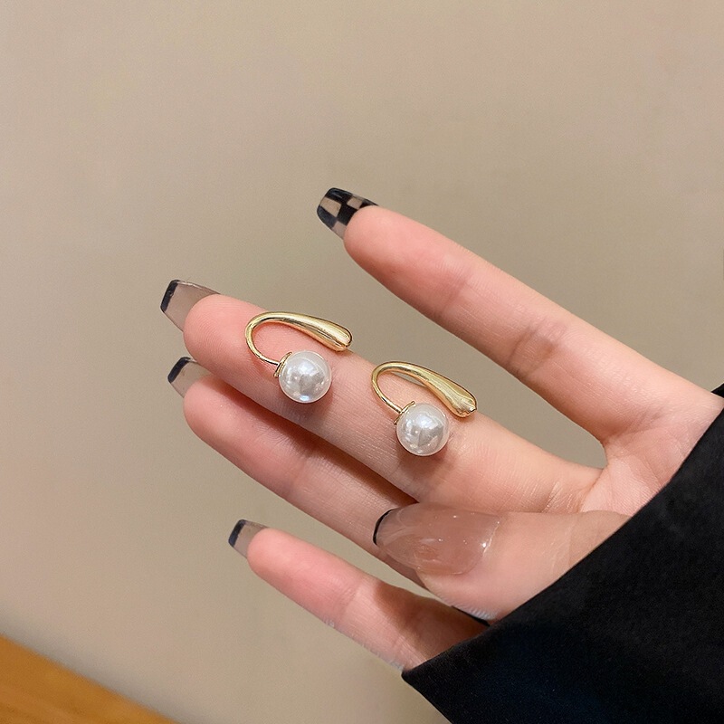 Simple Water Drop Pearl Earrings for Women, New Korean Style, Dual-Wear Personalized Ear Studs and Ear Hooks, Student Artistic Ear Accessories Simple Water Drop Pearl Earrings for Women, New Korean Style, Dual-Wear Personalized Ear Studs and Ear Hooks, Student Artistic Ear Accessories