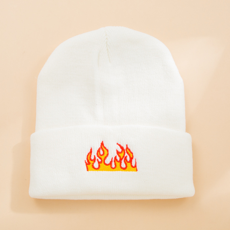Unisex Gender Embroidery Design Unisex Fashion Flame Embroidery Eaveless Wool Cap