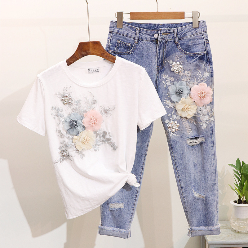 Cross-border Explosions Women's Fashion suit Summer 2024 Embroidered Three-dimensional Flower T-shirt Ripped Cropped Jeans