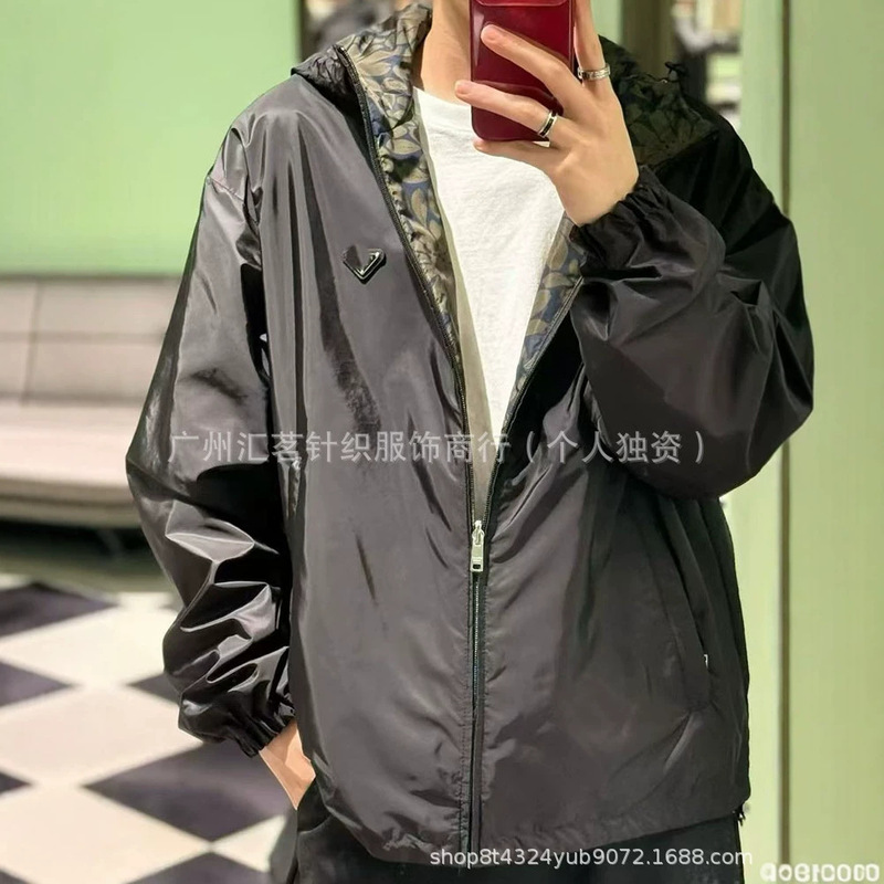 Top Version Pra Pujia Triangle Steel Logo Floral Maple Leaf Nylon Reversible Hooded Jacket Loose Fit Top Version Pra Pujia Triangle Steel Logo Floral Maple Leaf Nylon Reversible Hooded Jacket Loose Fit