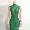 Green diamond on green background (short)