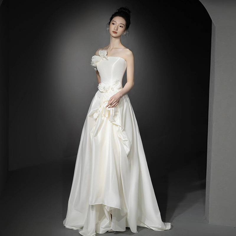 Vestido de boda ligero de satén francés de otoño 2025, nuevo vestido de flores de pecho, Sensi, viaje de bienvenida al aire libre, venta de纱 image 2